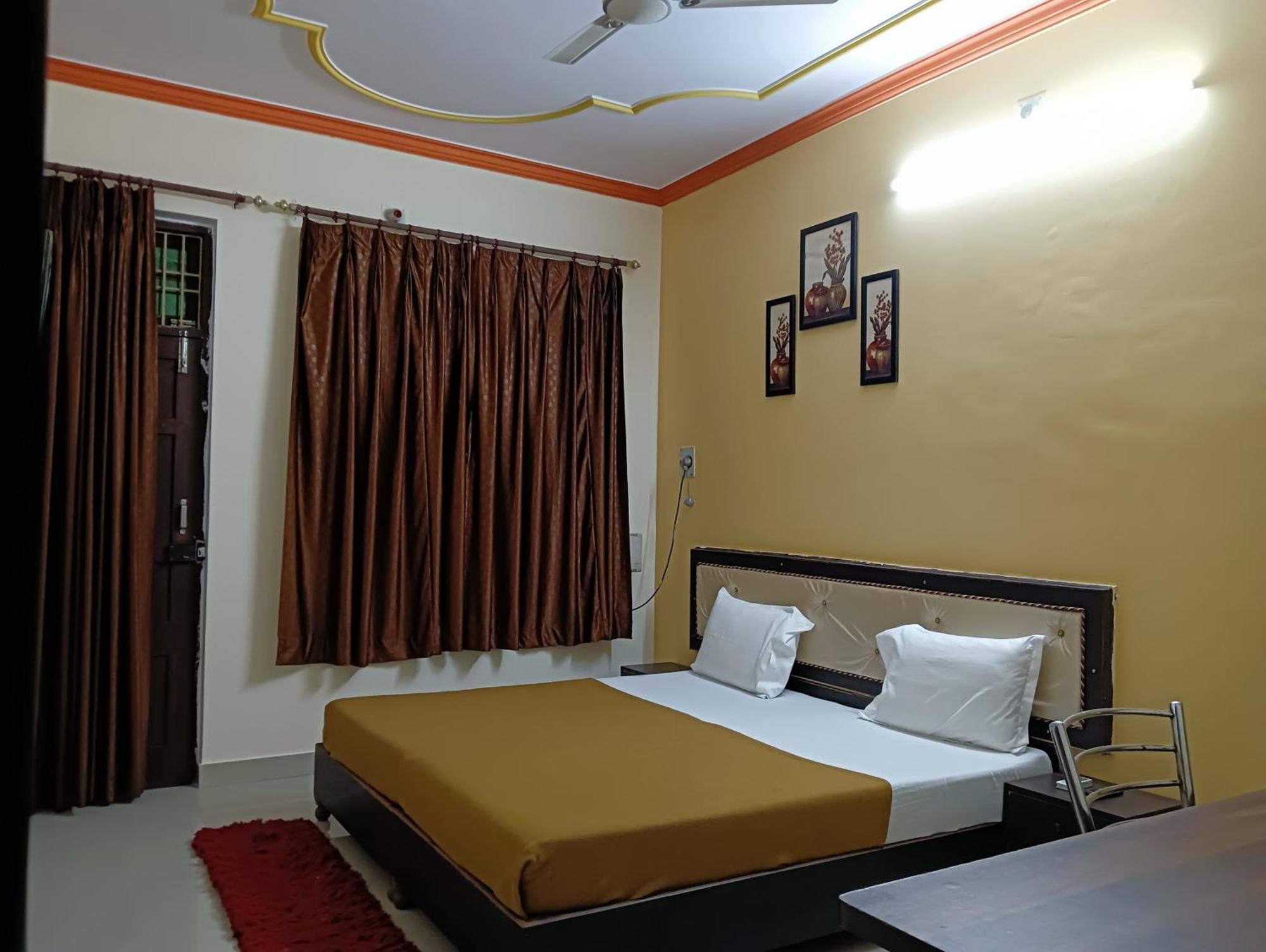 Varuna Palace Varanasi , Near Mandir & Ghat'S 外观 照片