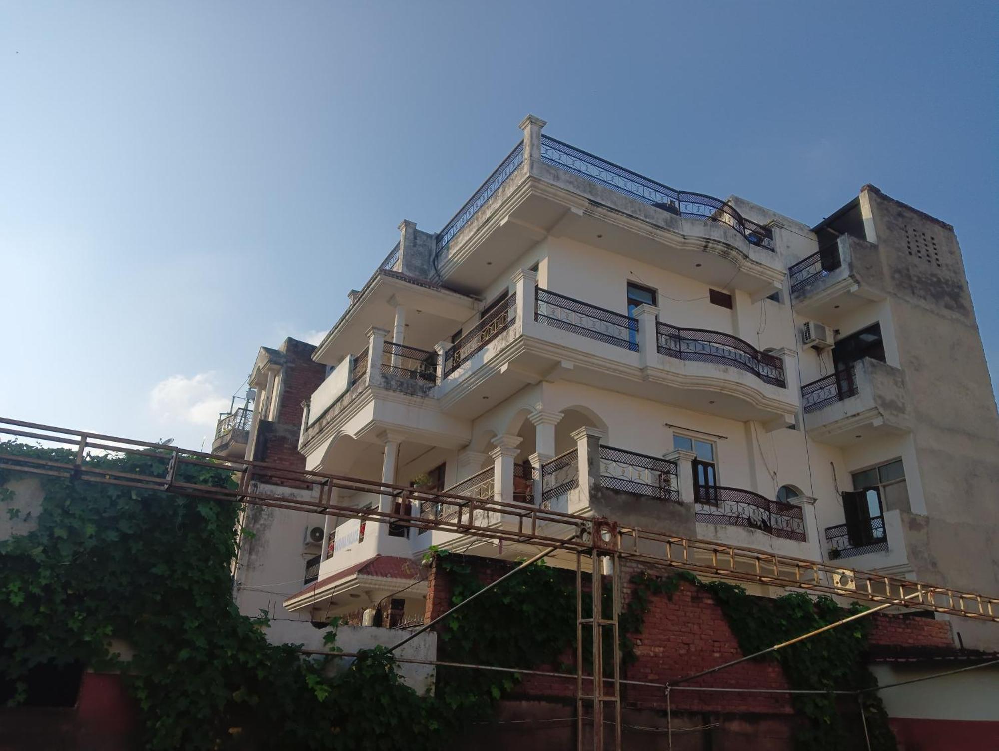 Varuna Palace Varanasi , Near Mandir & Ghat'S 外观 照片