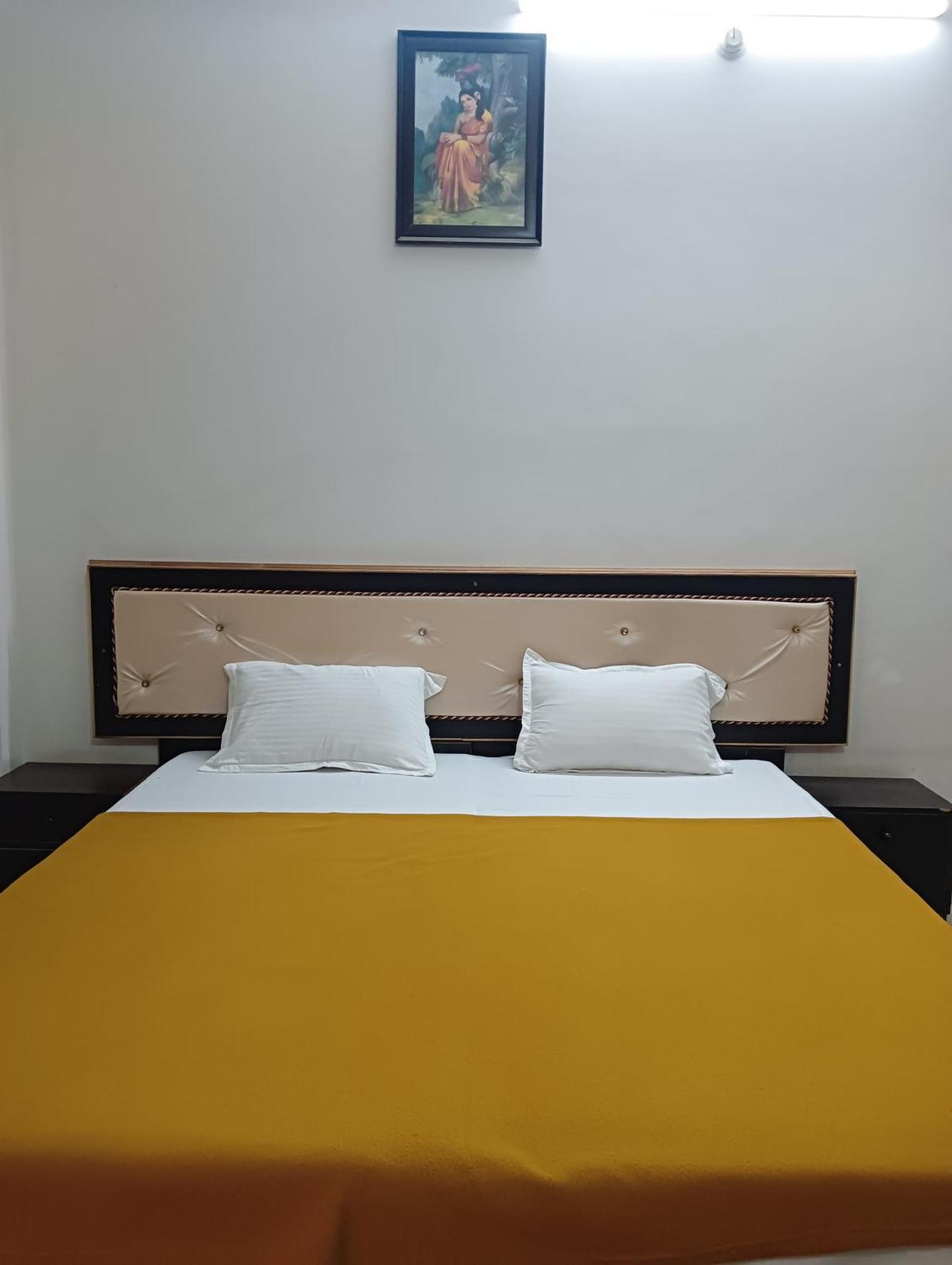 Varuna Palace Varanasi , Near Mandir & Ghat'S 外观 照片