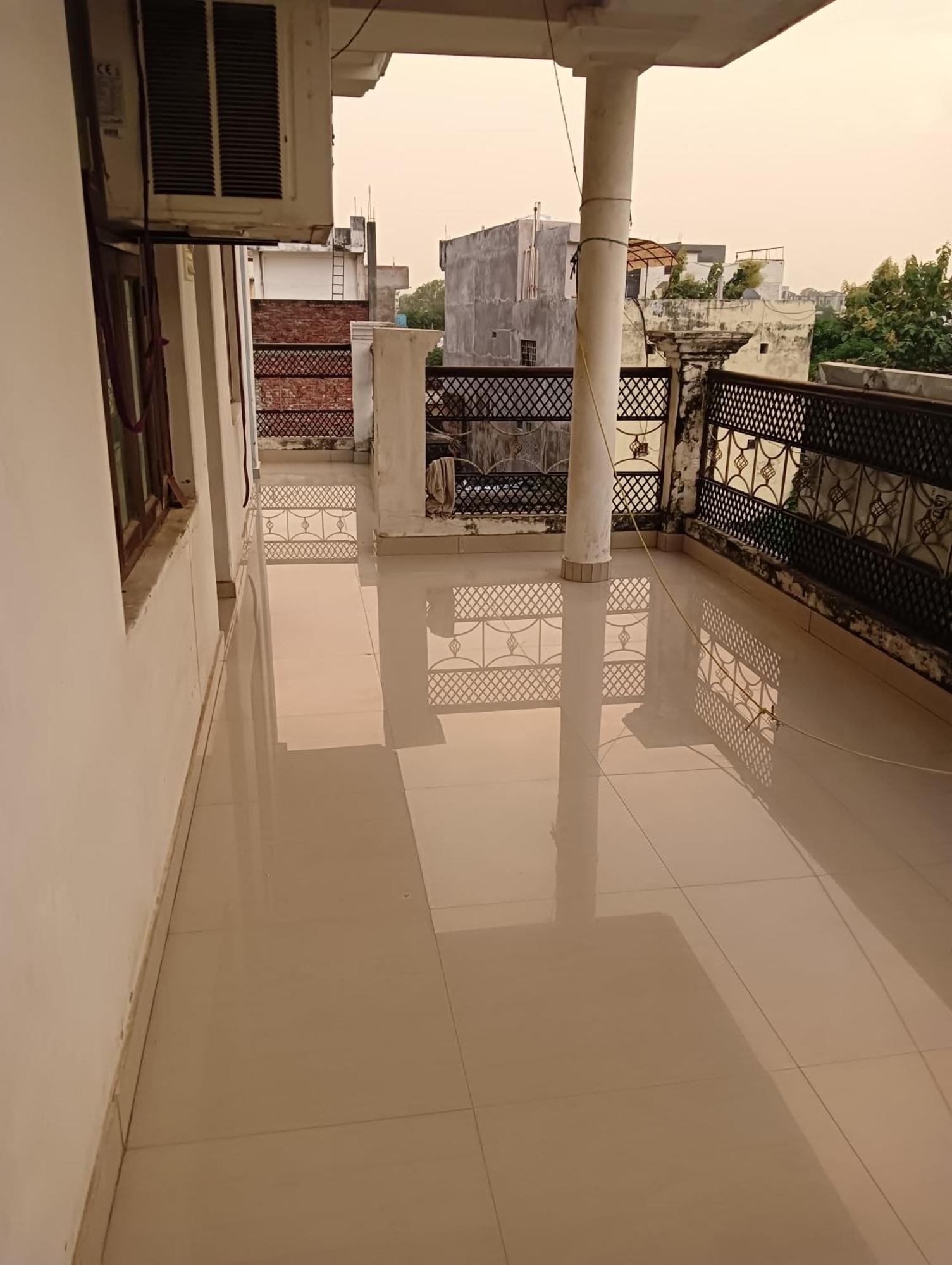 Varuna Palace Varanasi , Near Mandir & Ghat'S 外观 照片