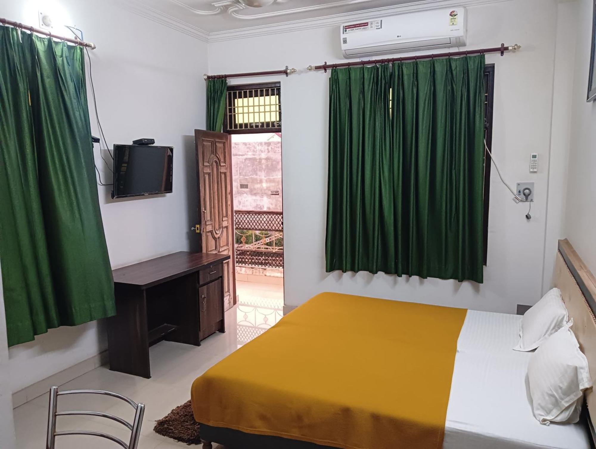 Varuna Palace Varanasi , Near Mandir & Ghat'S 外观 照片