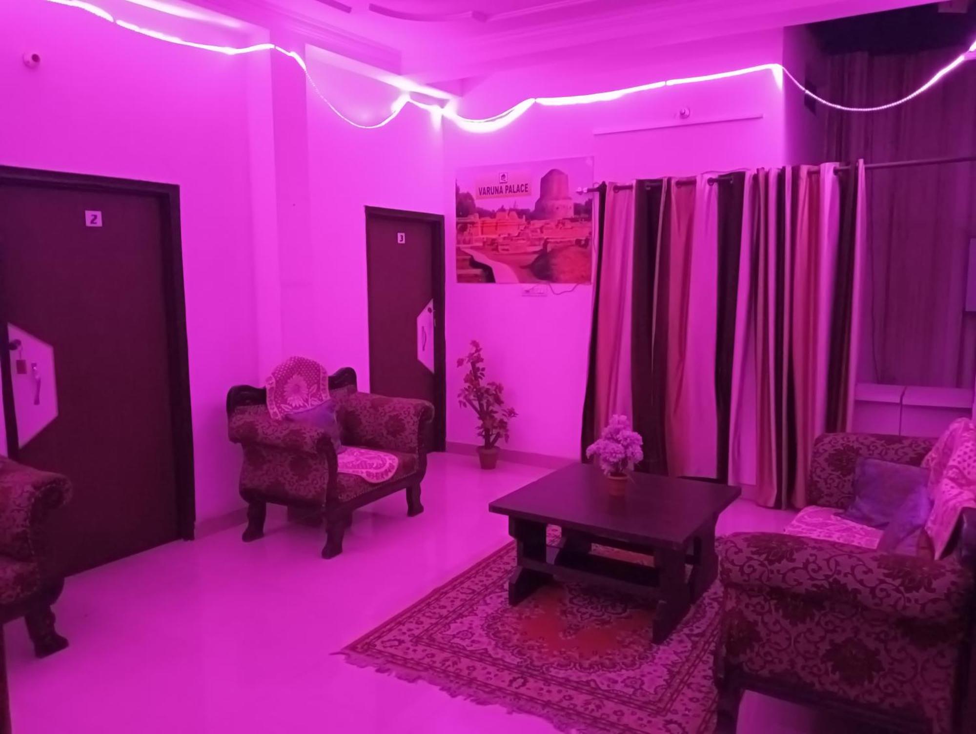 Varuna Palace Varanasi , Near Mandir & Ghat'S 外观 照片